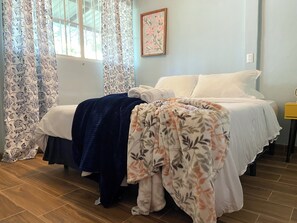 3 bedrooms, iron/ironing board, WiFi, bed sheets - El Hogar del Torogoz (Concepción de Ataco)