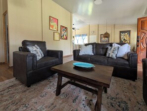 Living area - El Hogar del Torogoz (Concepción de Ataco)