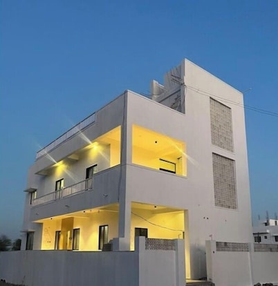 Jay Shankar House Room 1 AC #4