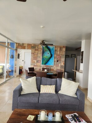 Smart TV - 3 BR/2BA Farralon Beach Condo/Rio Hato/ Farallon/DeCameron, minutes from airport (Rio Hato)