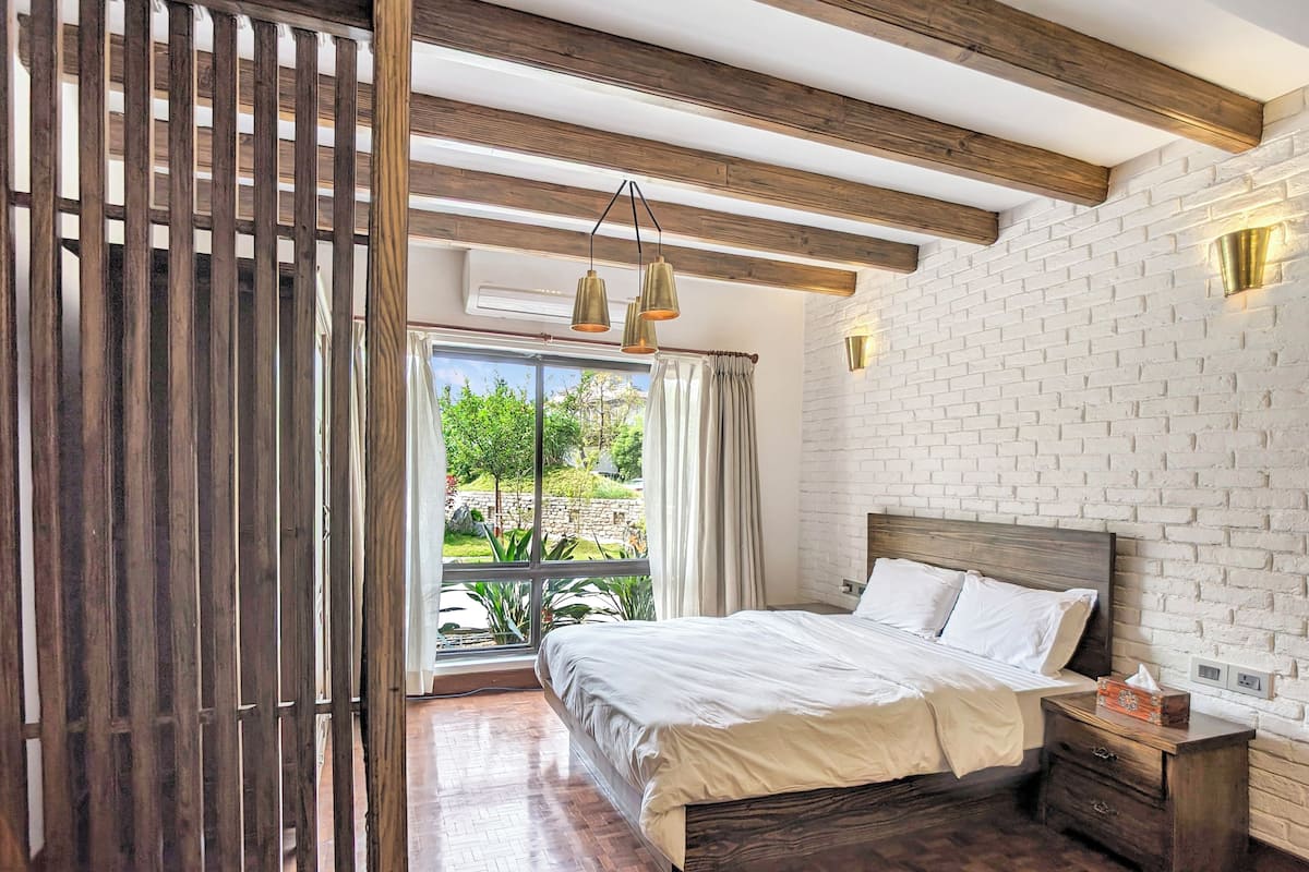 Gallery Studio | 1 bedroom, premium bedding, free minibar items, in-room safe