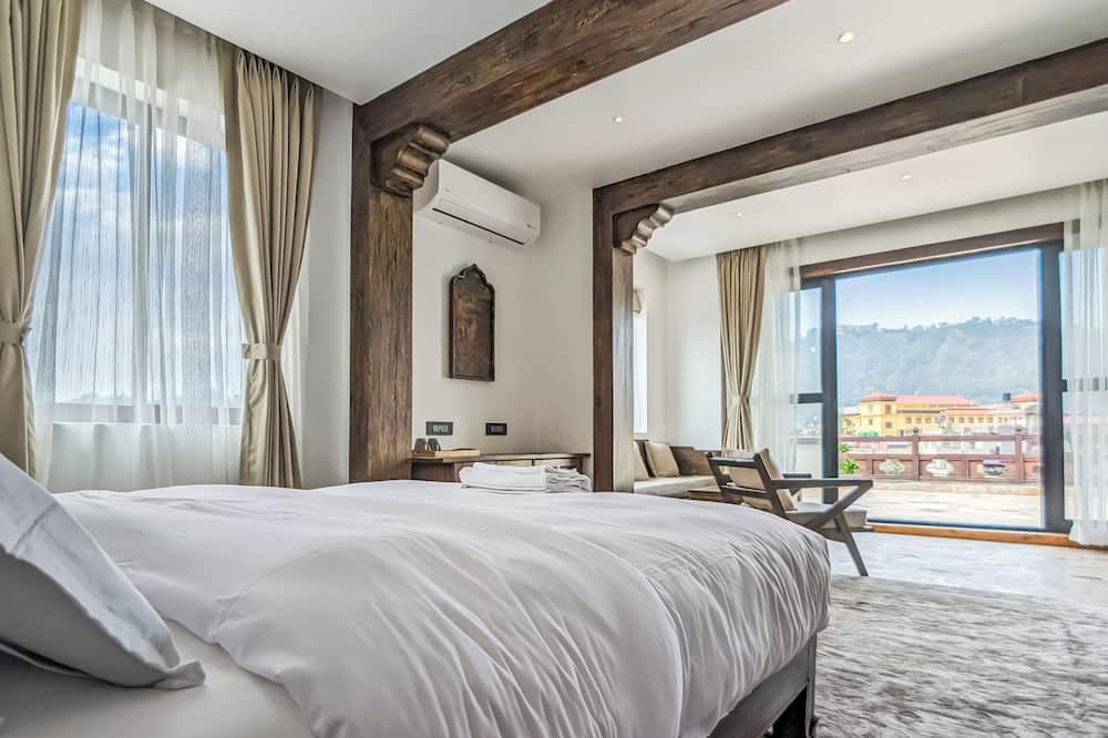 Uma Residence & Suites