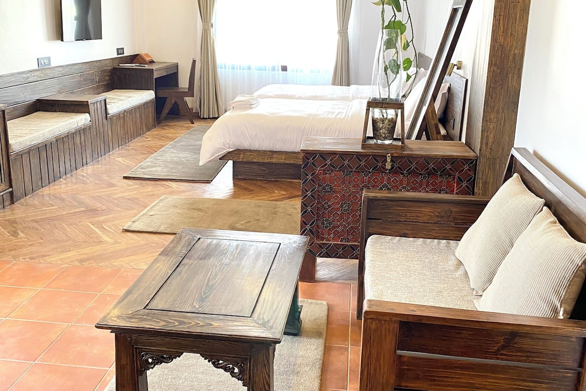 Signature Suite | 1 bedroom, premium bedding, free minibar items, in-room safe