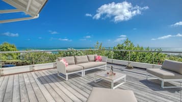 Luxury Villa, Sea View | Terrace/patio