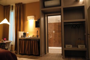 Doppia Luxury Senape | Een laptopwerkplek, gratis wifi