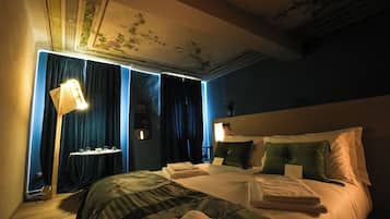 Doppia Luxury Mirtillo | Laptop workspace, free WiFi