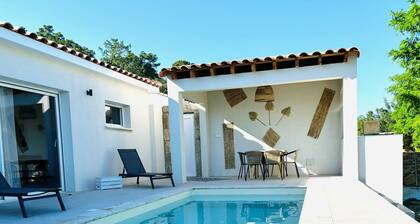 Maison au Calme Avec Piscine