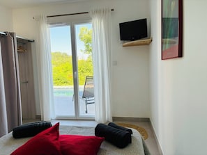 2 makuuhuonetta, Wi-Fi, vuodevaatteet