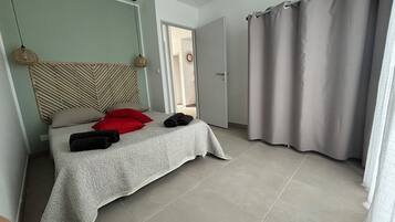 2 bedrooms, WiFi, bed sheets