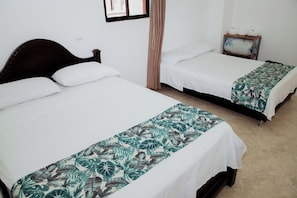 Standard Quadruple Room - Hotel Portal Guatapé  (Guatapé)