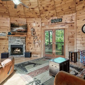 Apartment | 2 bedrooms - Yurt I Game Room Hot Tub I Sleeps 8 I 2BR 2BA (Sevierville)
