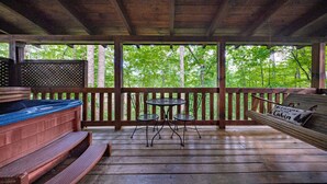 Unclassified image, 2 of 36, button - Cozy Cabin Escape 7mins to Pigeon Forge Hot tub (Sevierville)