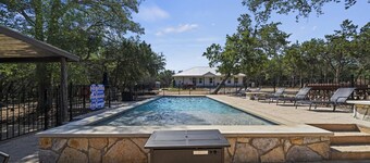Family/event Retreat Sleeps 28 Amenities Galore