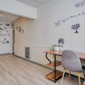 Apartment - Artistic 1BR - APT - Near Downtown Mass Ave (Indianapolis)