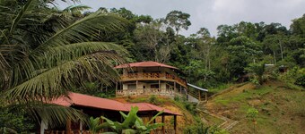 ingaru lodge