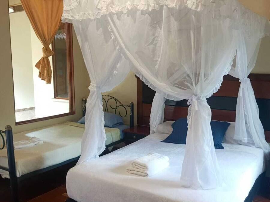 Chambre Confort, balcon, vue sur le fleuve