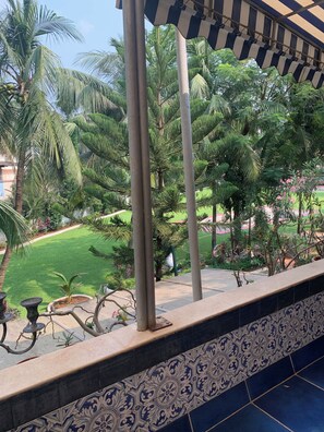 Property grounds - Mi Casa Su Casa (Mumbai)