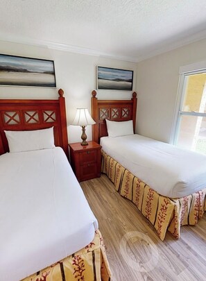 2 quartos, ferros/tábuas de passar roupa, Wi-Fi, roupa de cama