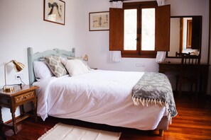 Doppel- oder Zweibettzimmer, Bergblick | Zimmerausstattung