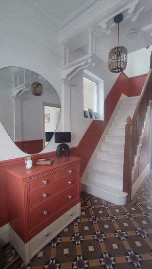 Interior - Cosy London Family House Plus Sweet Cat (London)