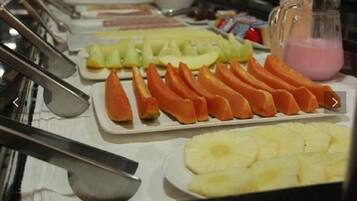 Free daily buffet breakfast