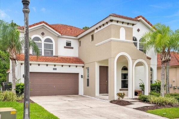 Exterior - 6 Bedrooms/ 5.5 Bathrooms/ Bella Vida (1131 MB) (Kissimmee)