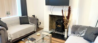 URBA Luxury Stays 3 Bed Home Sheffield Central