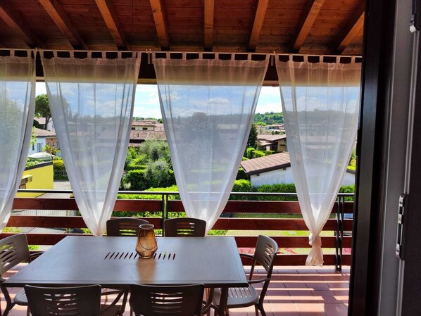 Outdoor dining - Your nest in Manerba (manerba del garda)