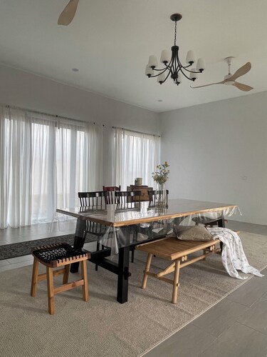 Rumah Burong - A home in a lush paddy field