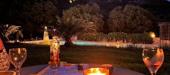authenticity, calm, all amenities and a few steps from the water