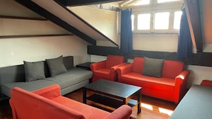 Unclassified image, 5 of 14, button - Casa Milano - S. Alessandro 3 - Check-in in via Lupetta 5 (Milan)