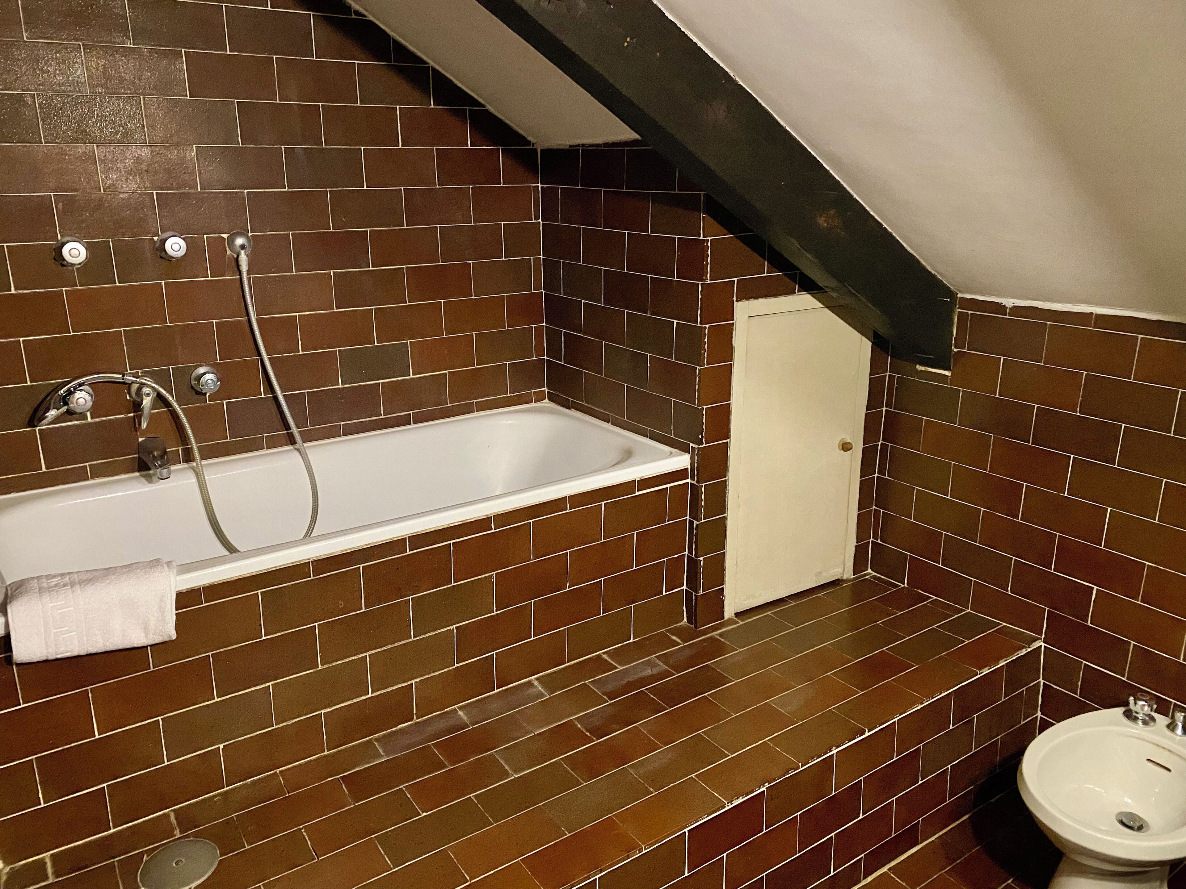 Standard-Apartment | Badezimmer