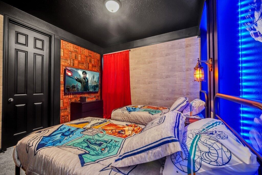 9 bedrooms, iron/ironing board, WiFi, bed sheets