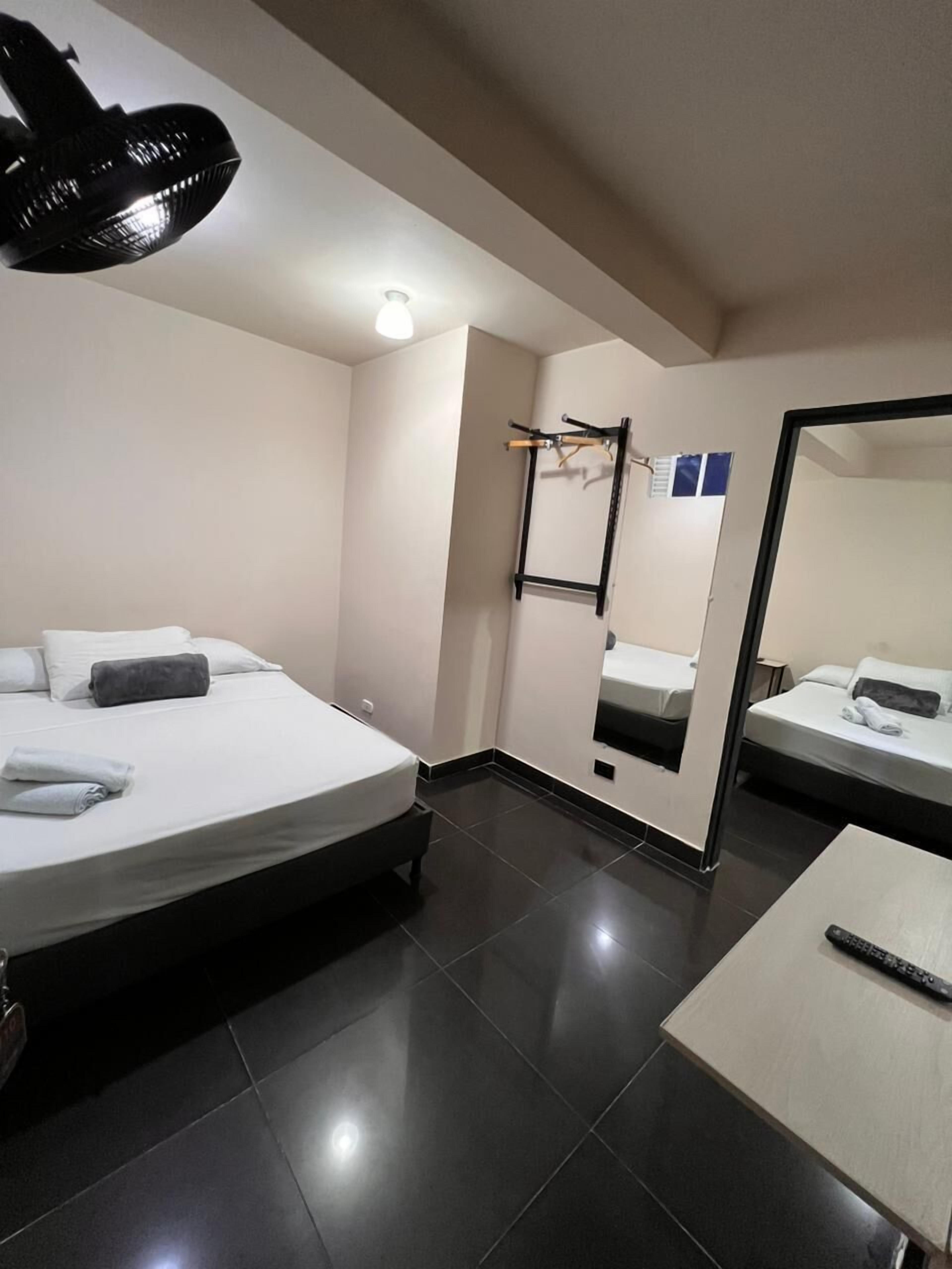 Family Room | Free WiFi