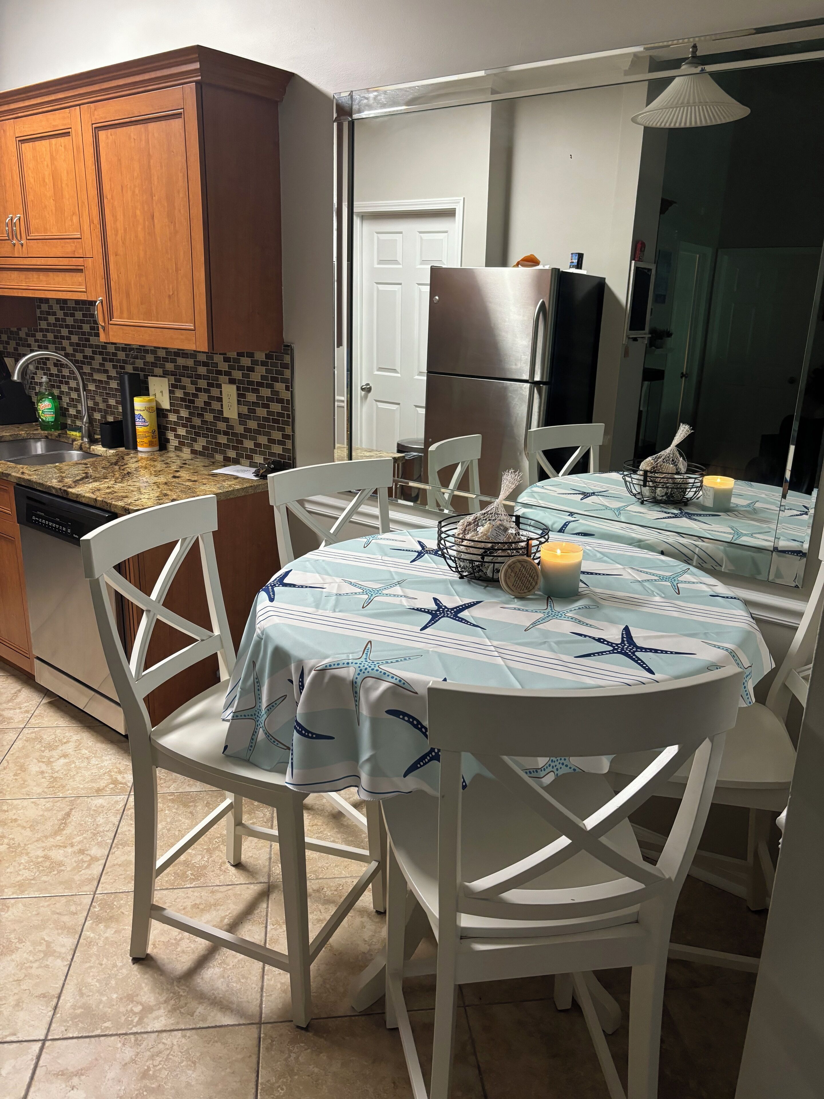 Micro-ondes, four, plaque de cuisson, lave-vaisselle