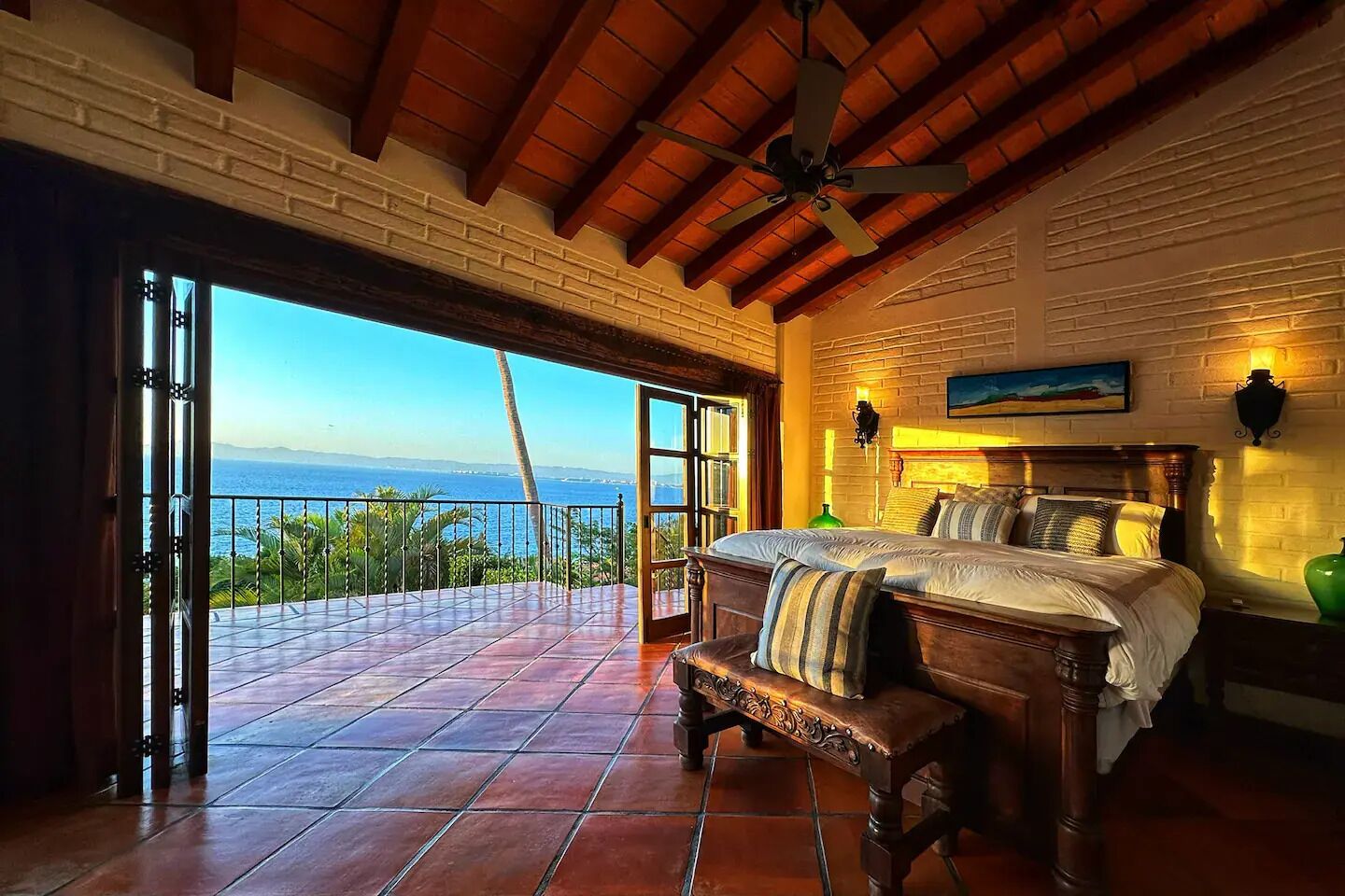 4 bedrooms, WiFi, bed sheets