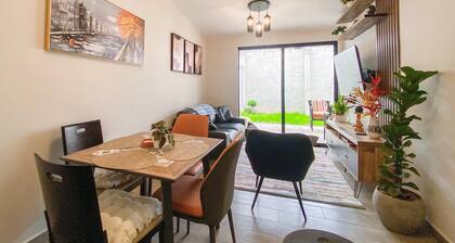 Charming house, fully equipped. Pet-Friendly!