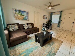 Smart TV - Villa House in Pompano 4 minutes from the beach (Pompano Beach)