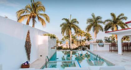 Perfect, secluded beach location in San Jose del Cabo near The Palmilla