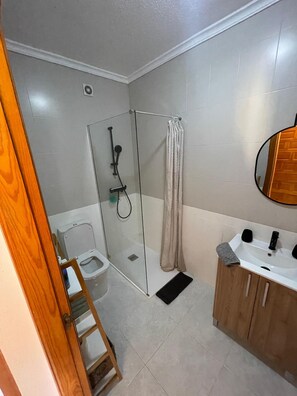 Hair dryer, towels, soap, toilet paper - Sea View & Pools at Cumbre del Sol - Your ideal getaway on the Costa Blanca (Cumbre del Sol)