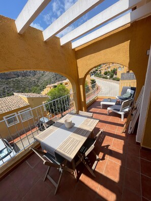 Outdoor dining - Sea View & Pools at Cumbre del Sol - Your ideal getaway on the Costa Blanca (Cumbre del Sol)