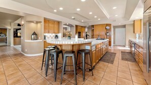 Fridge, microwave, oven, stovetop - Waterfront Lakeside Mansion Great for Large Families, Retreat, and Events  (Lake Elsinore)