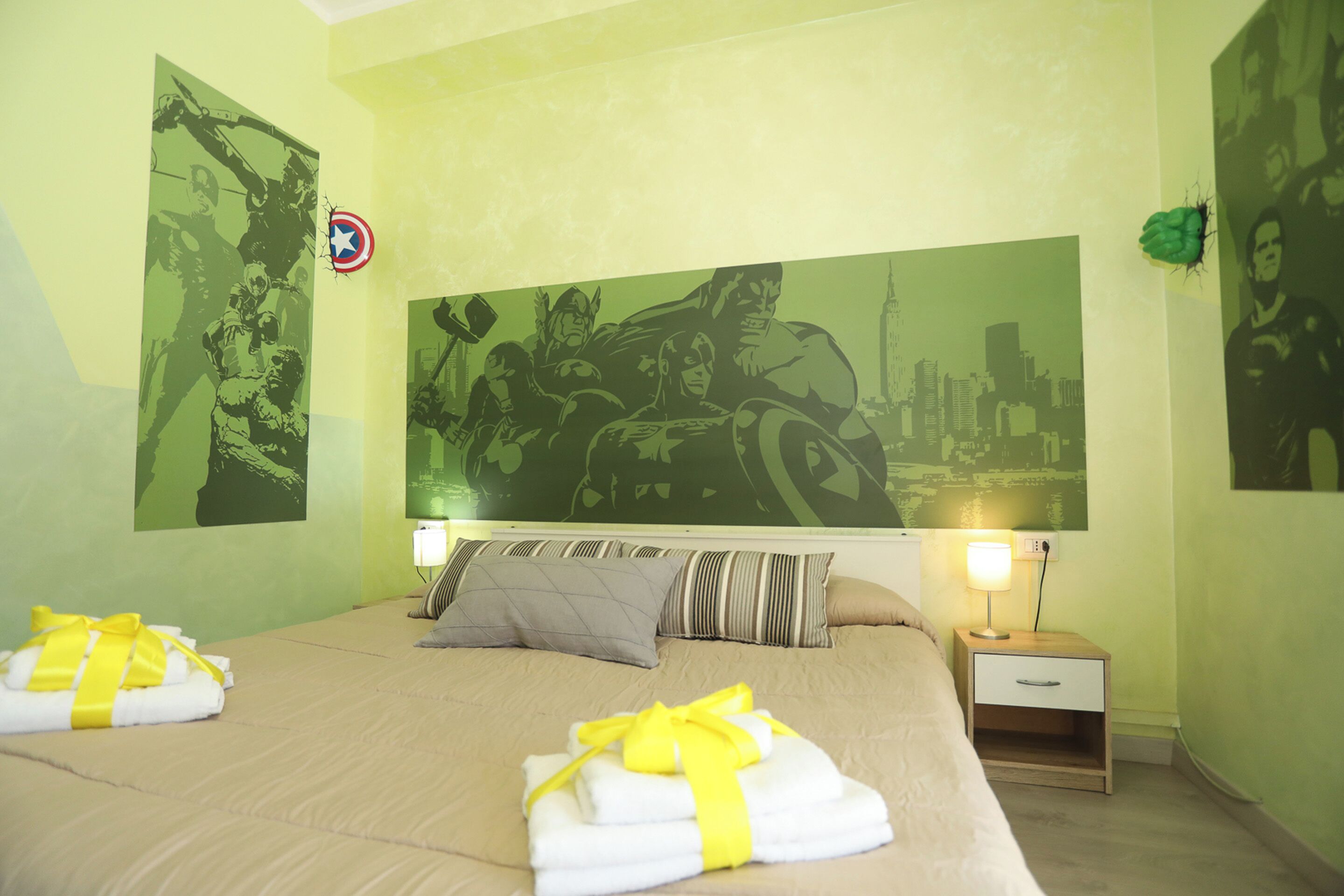 6 chambres, fer et planche à repasser, Wi-Fi, draps fournis