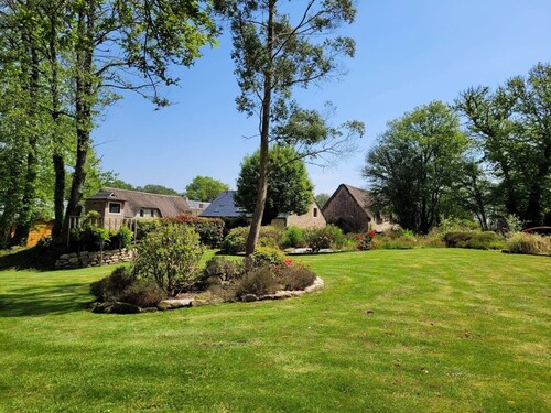 Le Paradis perdu -Maison avec jardin paysagé