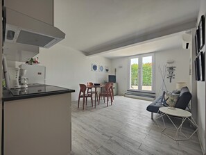 Interior - Strada Delle Colline 9 by Tempovacanza (Marina di Andora)
