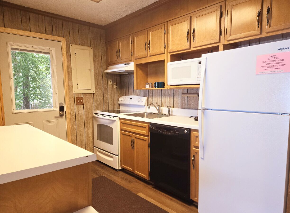 ثلاجة، ميكروويف، فرن، موقد طهي مسطح