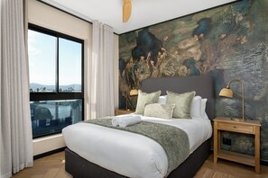 1 bedroom, in-room safe, iron/ironing board, Internet - Designer Century City Apartment - New Development (Cape Town)