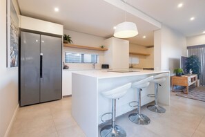 Interior - Luxurious 3BR House with Breathtaking Views (Cape Town)