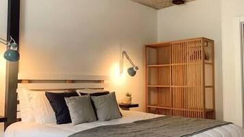 1 habitación, tabla de planchar con plancha, wifi y ropa de cama