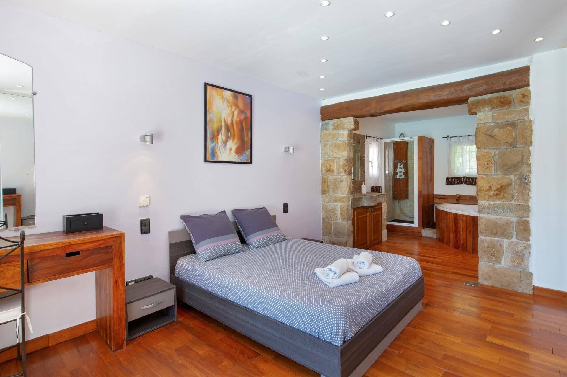 4 soveværelser, Wi-Fi, sengetøj